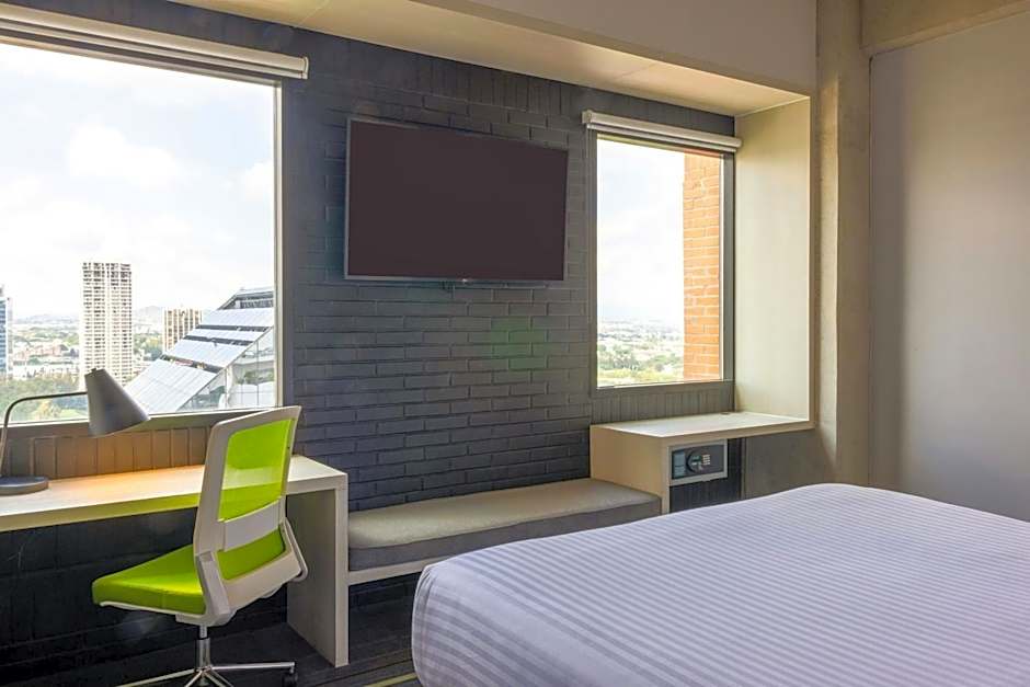 Hotel Guadalajara Country Club by HNF