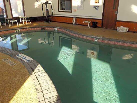 Nisswa Inn and Suites