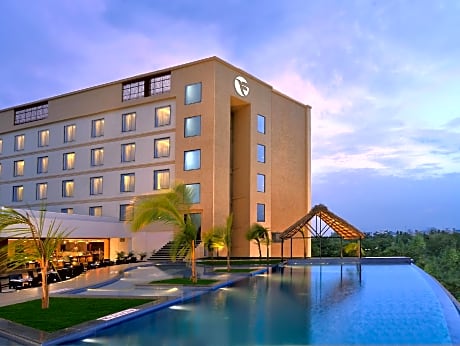 Fortune Select Grand Ridge