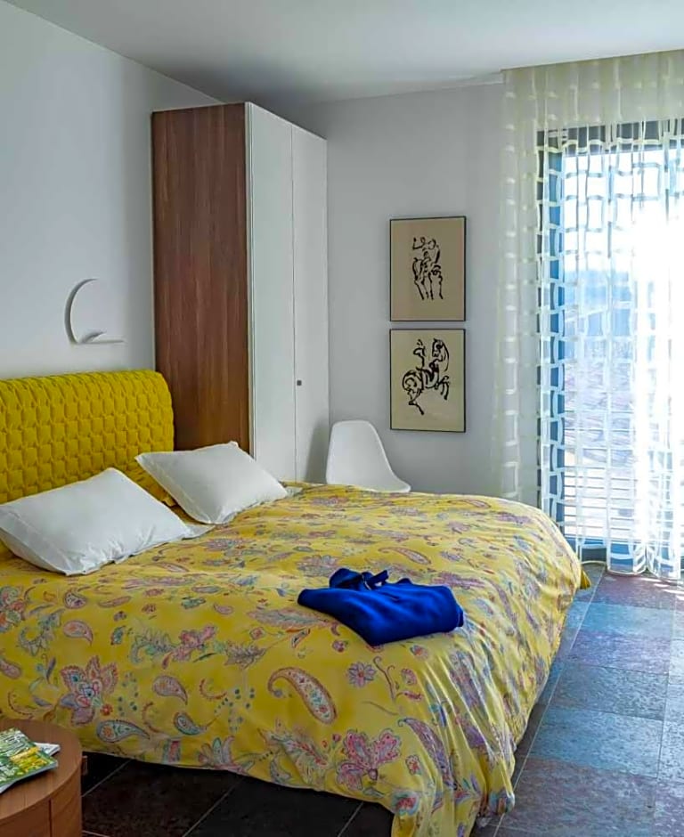 Bb 12 Luberon Chambres D'hotes Contemporaines – Cabrières - d' Avignon, UT