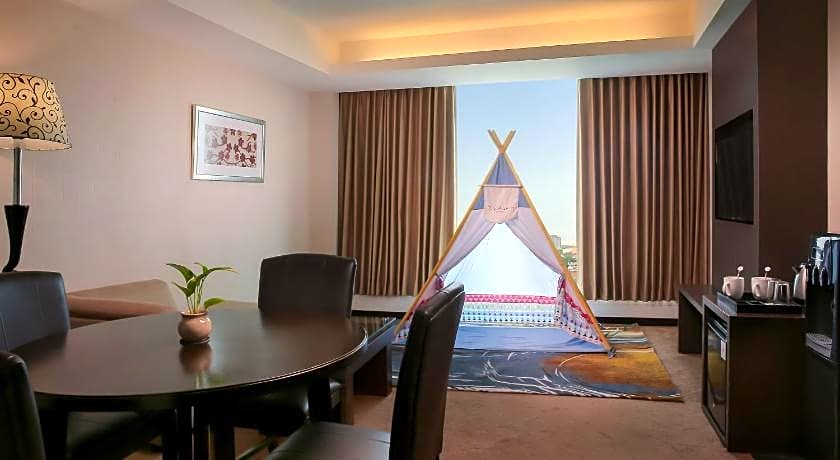 The Alana Hotel Surabaya