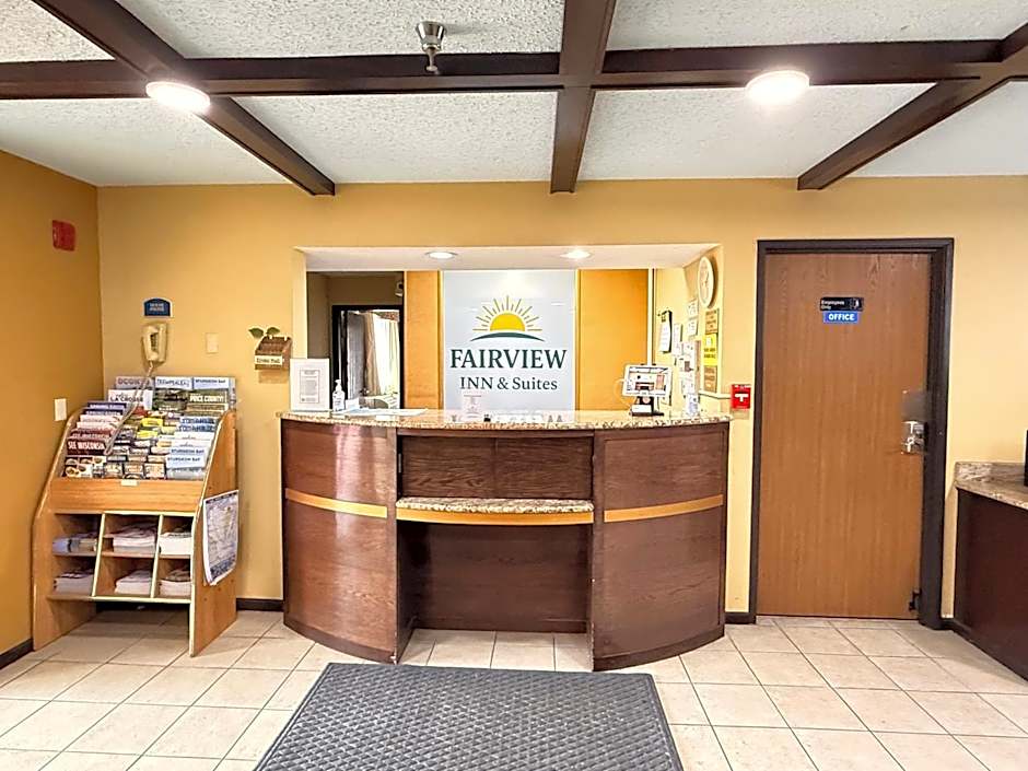 Fairview Inn & Suites Whitewater