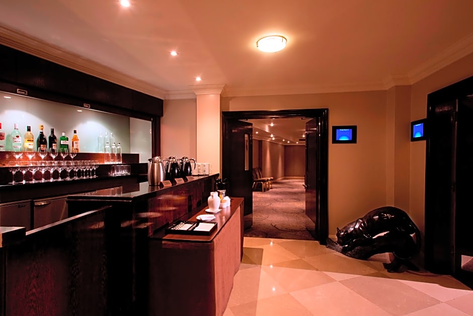 Radisson Blu Hotel, London Tottenham Court Road