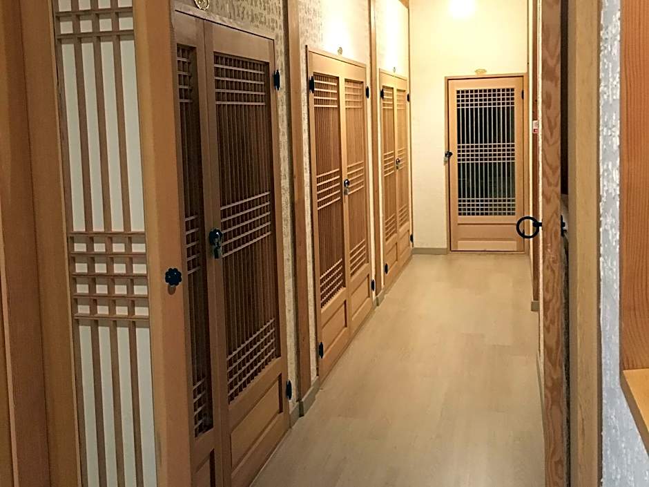 Nabijam Hanok Hotel