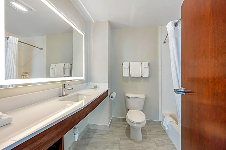 Holiday Inn Express White House By IHG
