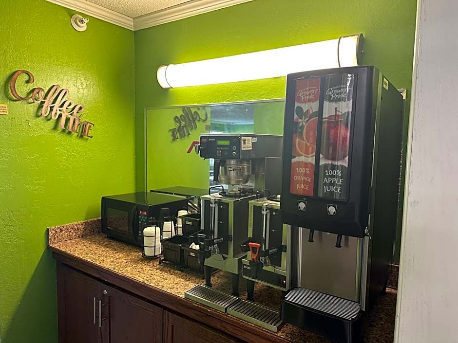 La Quinta Inn & Suites by Wyndham Omaha Southwest