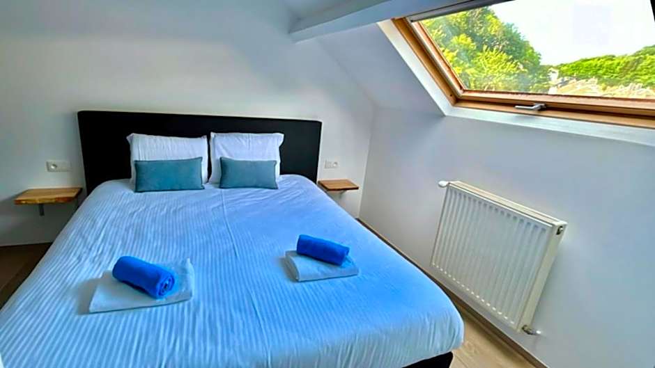 MAISON de VACANCES Bouillon 30 personnes