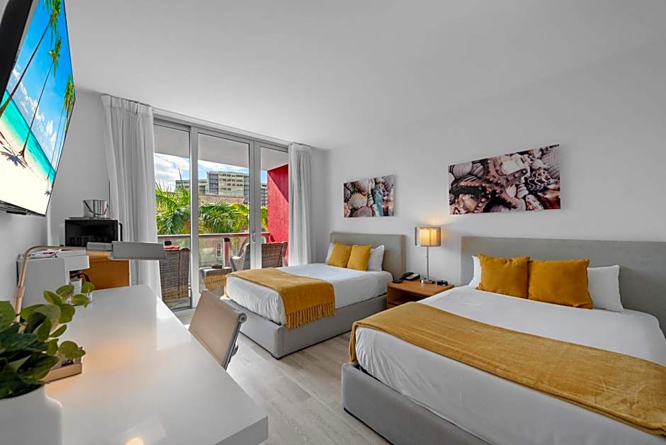 Water View Building With Pool - 5-Min Walk To The Beach - Cozy Studios