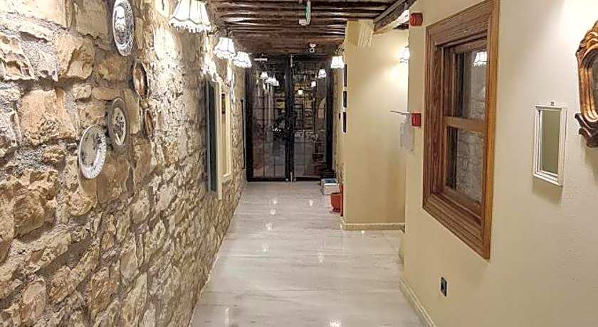 Urla Taş Konak Otel