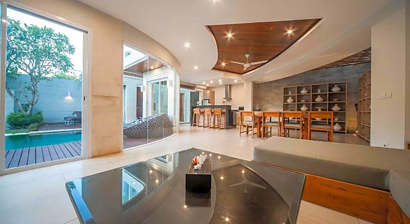 Villa DeDayuh Seminyak
