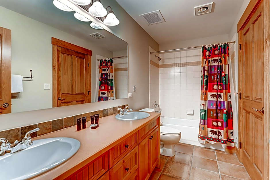 The Springs Condominiums by Keystone Resort