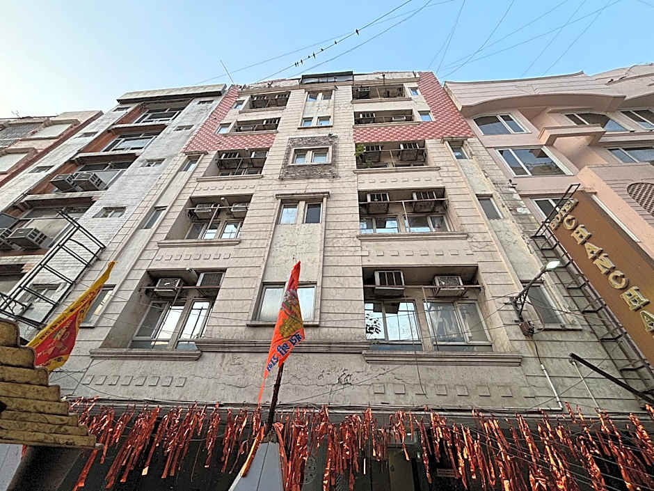 Chanchal Deluxe Hotel