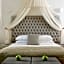 Daedalus Hotel