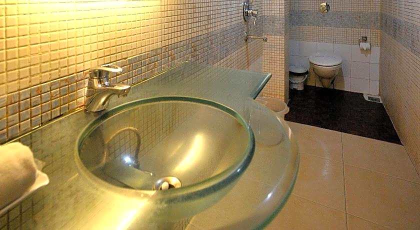 Hotel Lee International