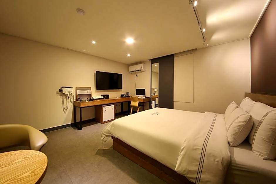 Winner Hotel