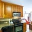 Carriage House Condominiums by All Seasons Resort Lodging