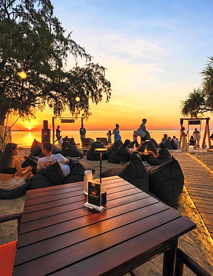 Jackies Gili Beach Club
