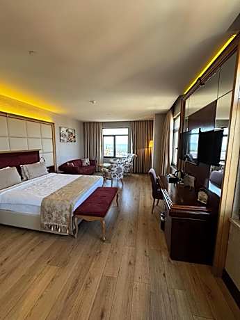 Deluxe Double Room with Sea View