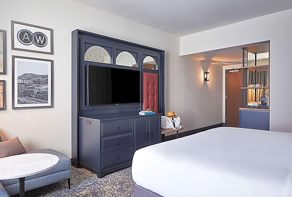 The Hamilton Alpharetta, Curio Collection By Hilton