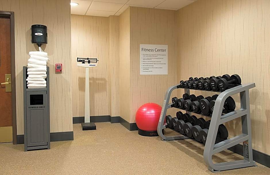 Holiday Inn Express Hotel & Suites Walterboro I-95 By IHG