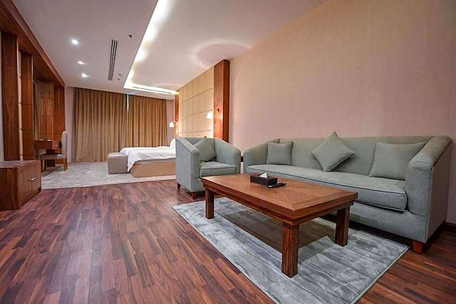 Motiara Hotel - La Valle Mall