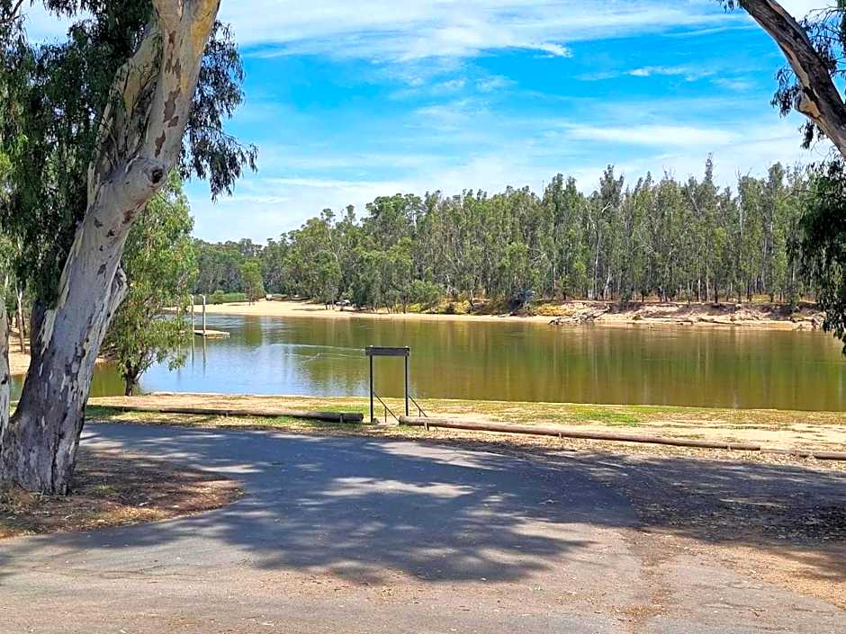 Boomerang Way Tourist Park