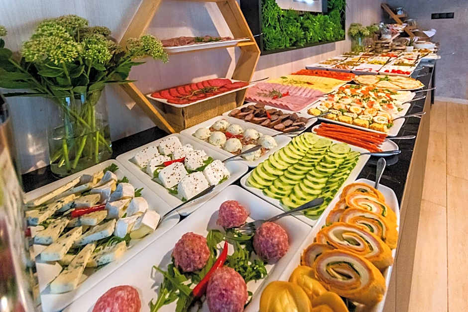 Apartamenty Katowice by Lantier - Swimming Pool Zone