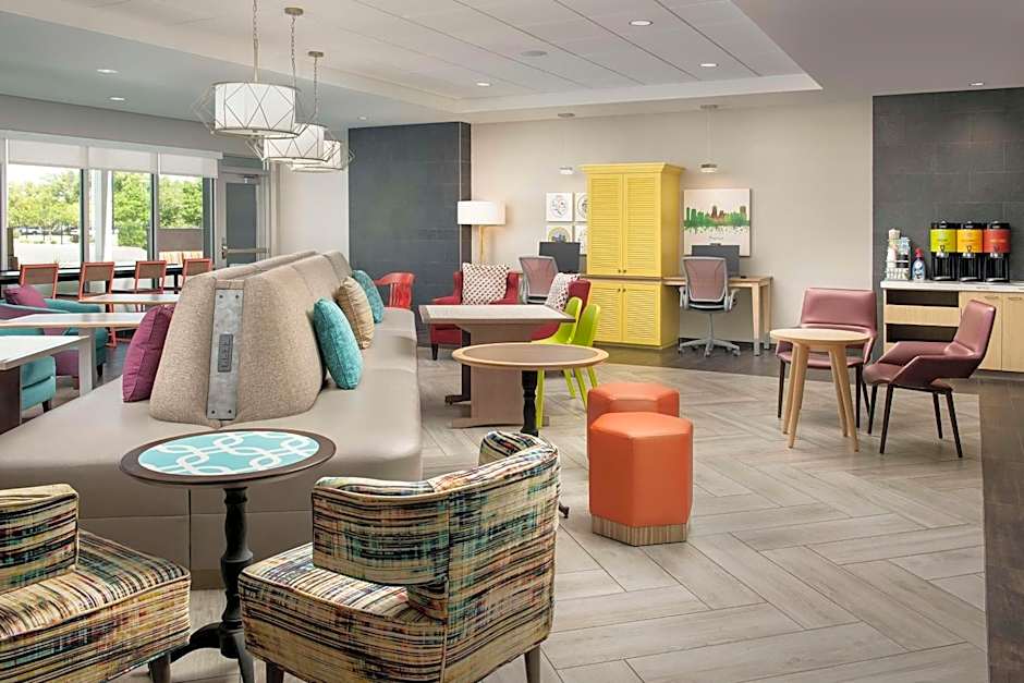 Home2 Suites by Hilton Clovis Fresno Airport