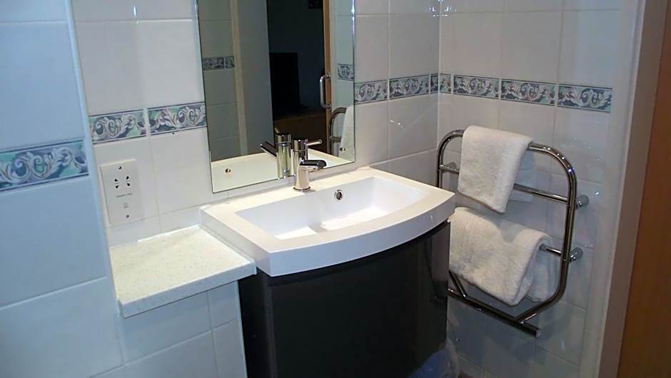 Sturdy`s Castle - Historic Coaching Inn near Blenheim Palace, Oxfordshire