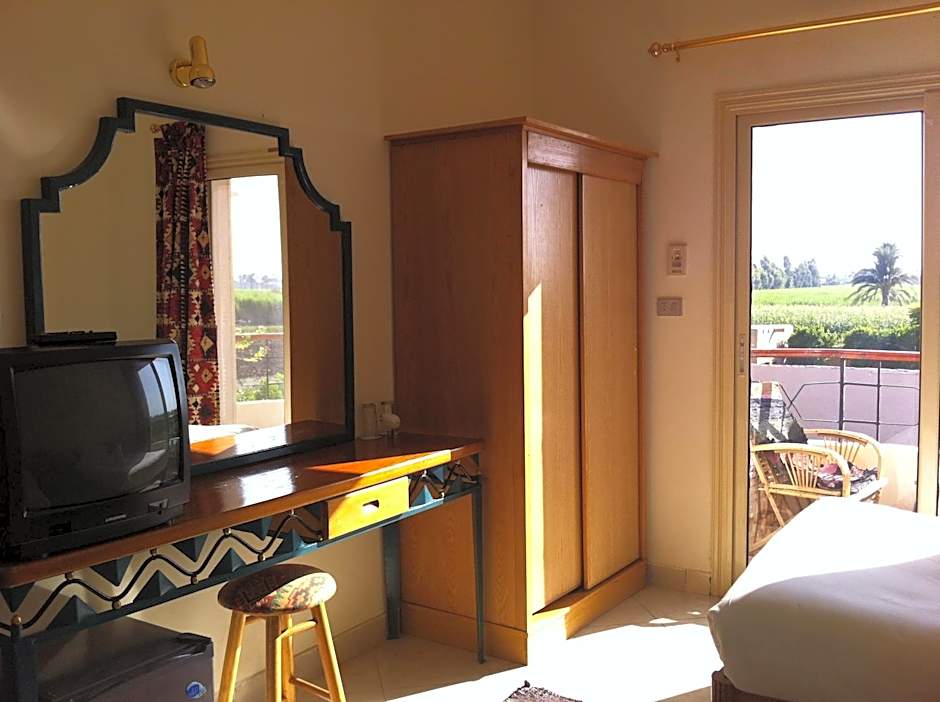 New Memnon Hotel