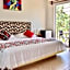 Carri Surf Studio