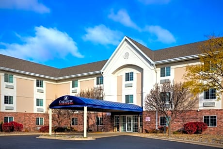 Candlewood Suites Appleton, an IHG Hotel