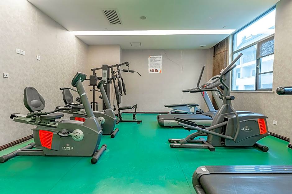 Wudangshan Jianguo Hotel