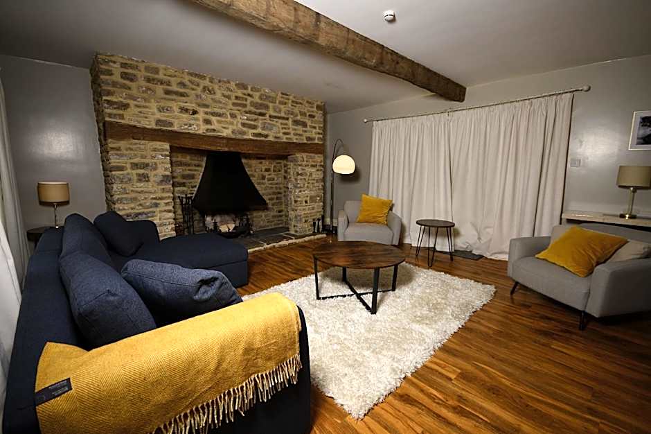 Lovelady Shield Hotel