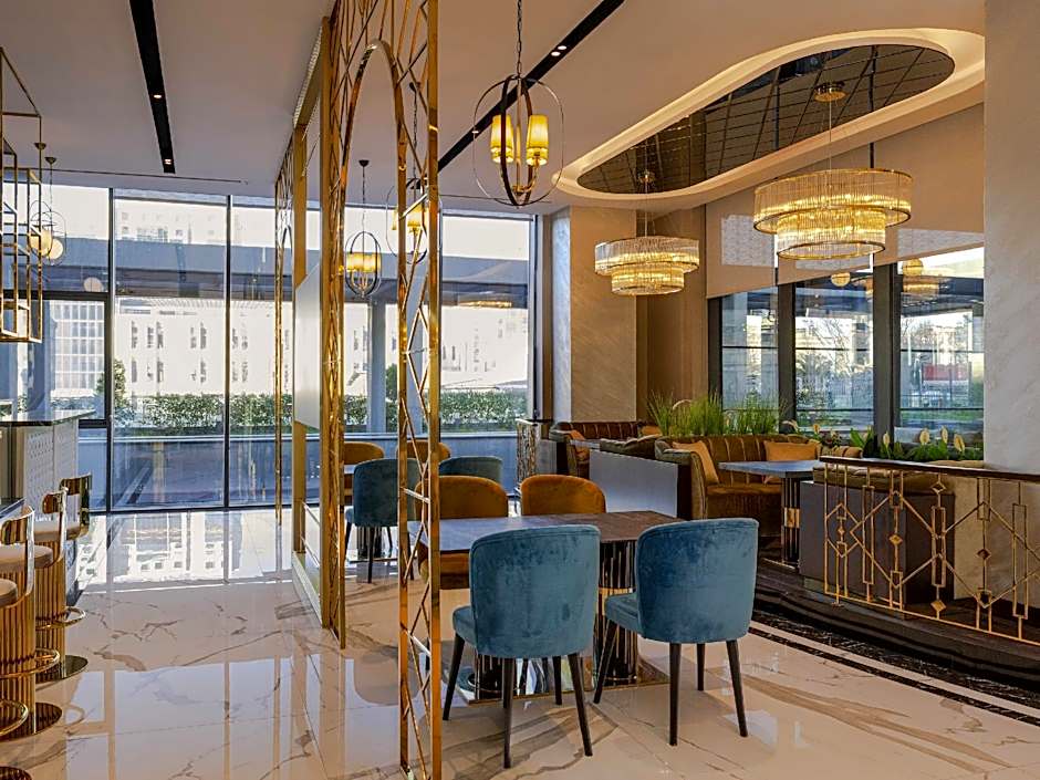Movenpick Living Istanbul West