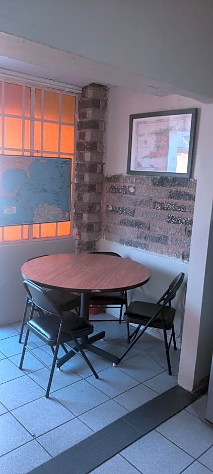 Woodbrook on the Avenue