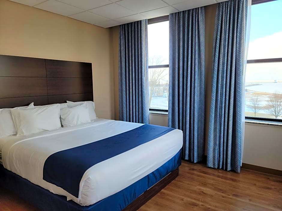 Ariel Broadway Hotel