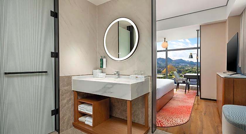 Hilton Garden Inn Xingyi Wanfenglin