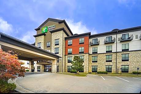Holiday Inn Express Conway by IHG
