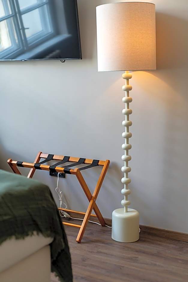 The Charming by Curt Suites