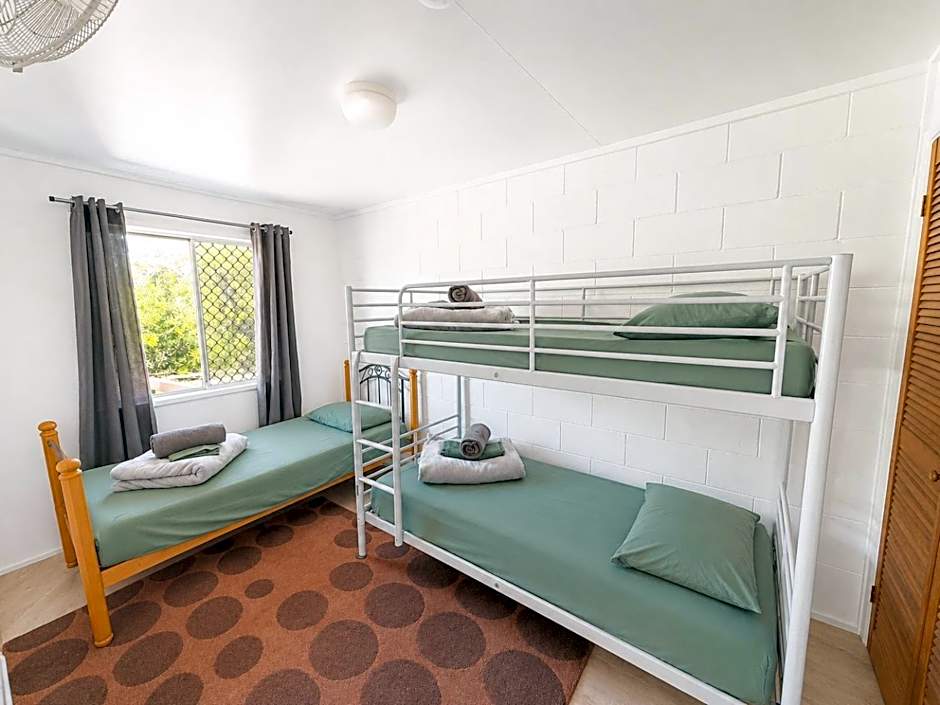Pippies Beachhouse Backpackers