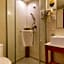 GreenTree Inn Xuzhou High Speed Railway Zhangqian Square Business Hotel