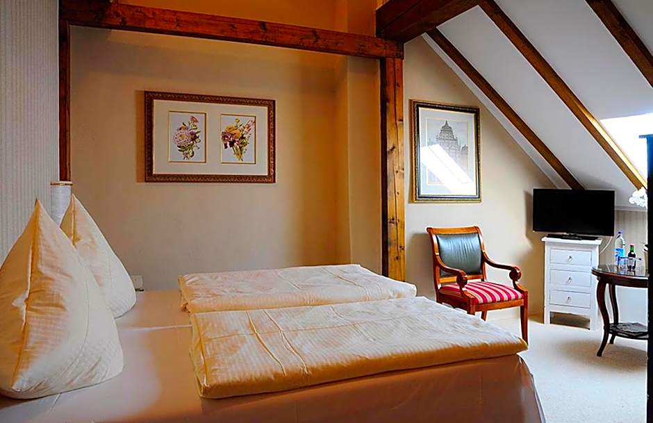 Hotel Schlossresidenz Heitzenhofen