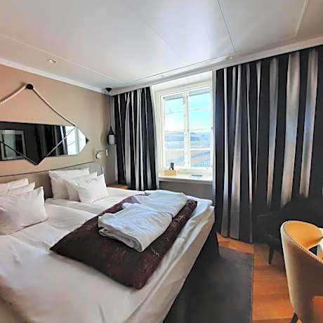Solo King Room