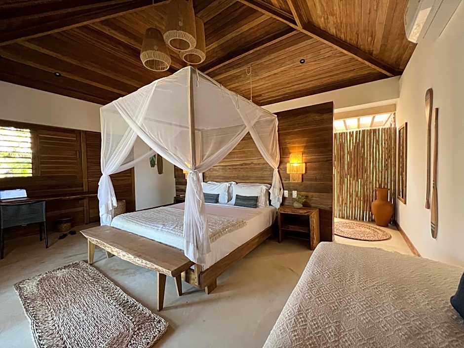 Photo 1 of 10 of Bungalow, Sea View