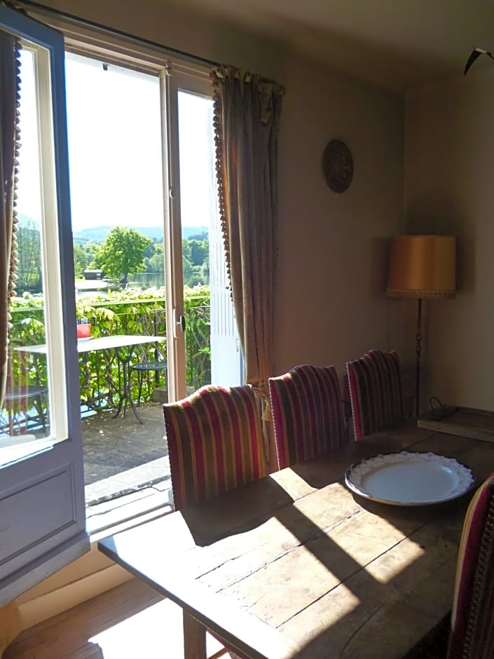 Chambres d'Hôtes L'Hirondelle du Lac