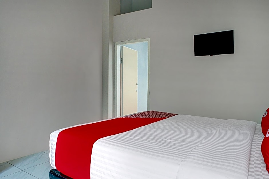 OYO 3266 Alifah Residence Syariah