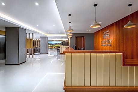 Empire Marquês Hotel