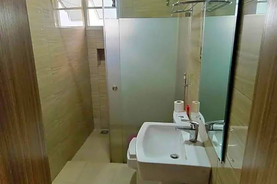 Eleventh House Hotel and Suites