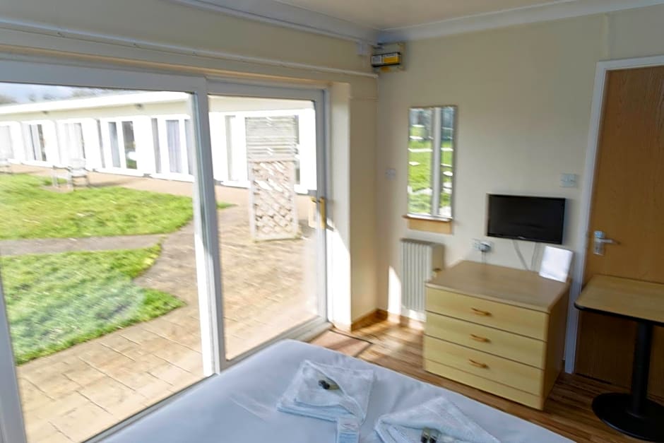 Pakefield Holiday Village - Adults Only